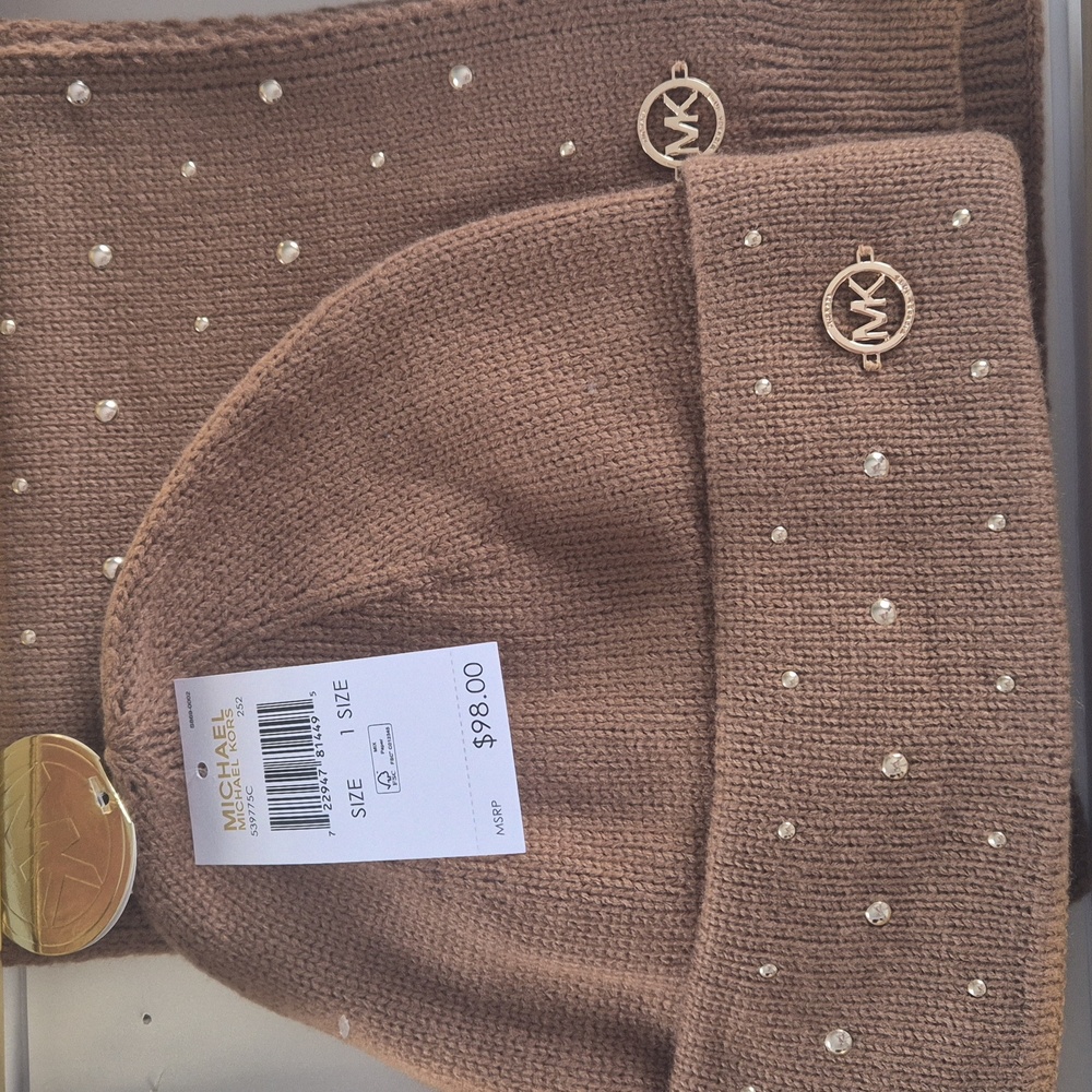 Michael Kors Tan Hat and Scarf Set with Pearls - Picture 5 of 16